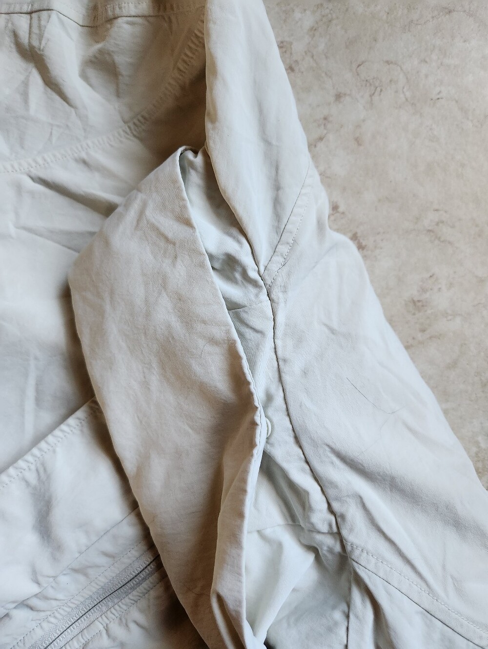 Lululemon Always Effortless Jacket Off White Cream Neutral Size 12 High Neck Zip - Picture 9 of 16